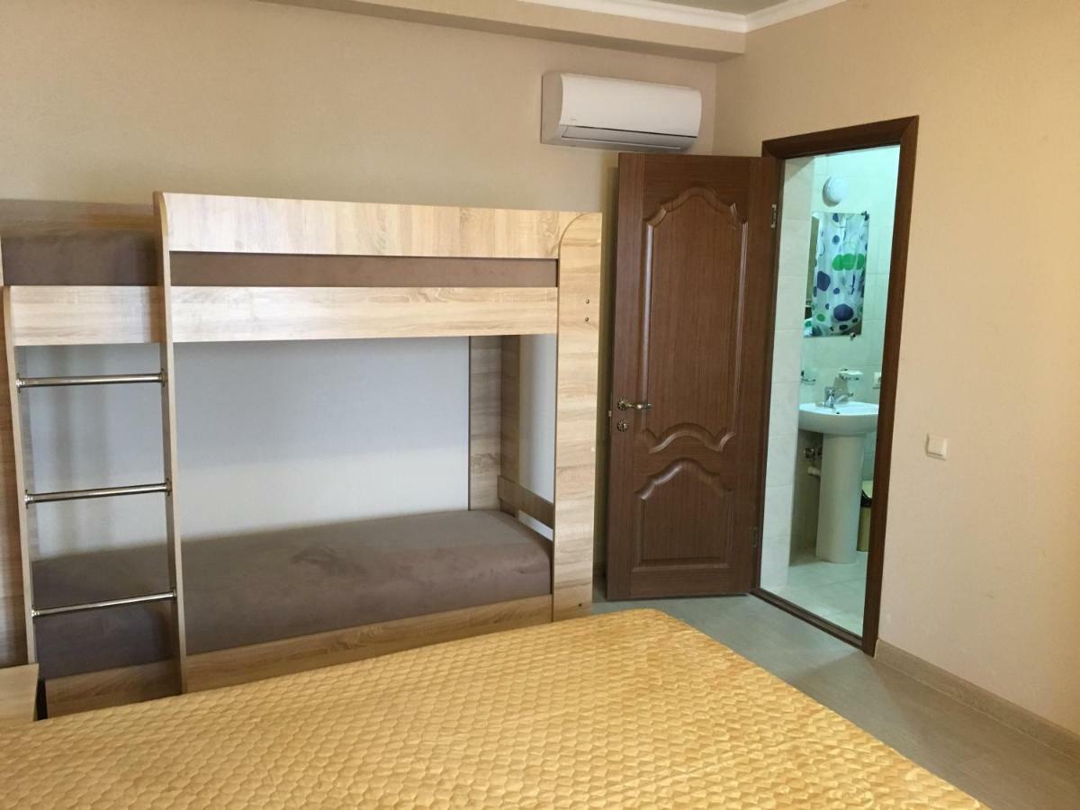 Leon Beach Hotel New Athos Ngoại thất bức ảnh