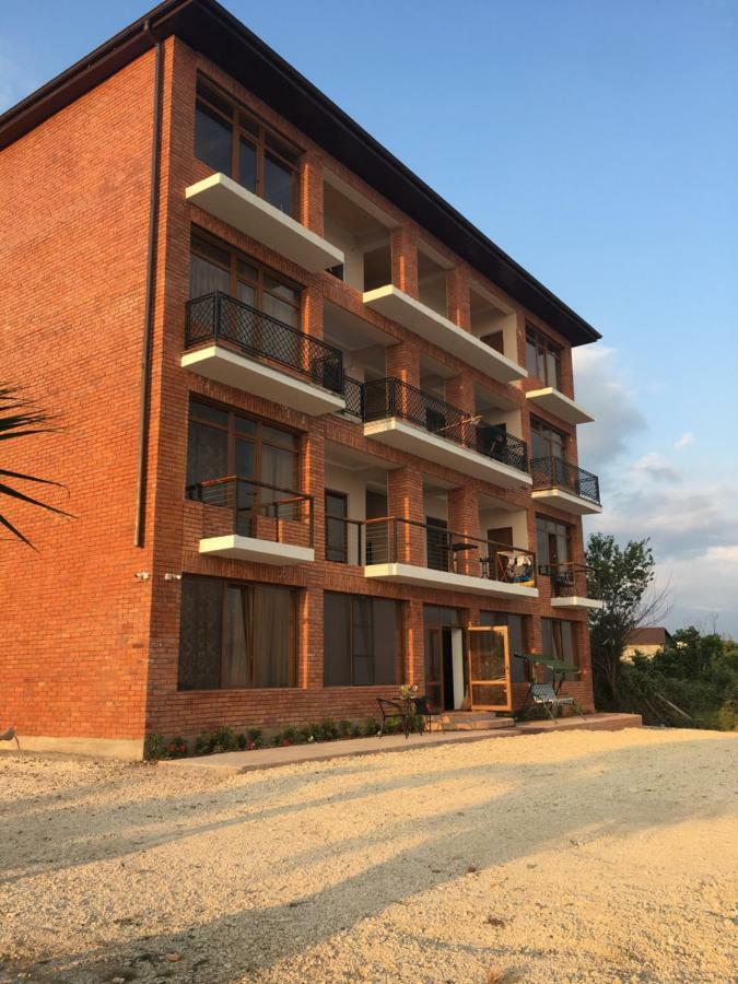 Leon Beach Hotel New Athos Ngoại thất bức ảnh